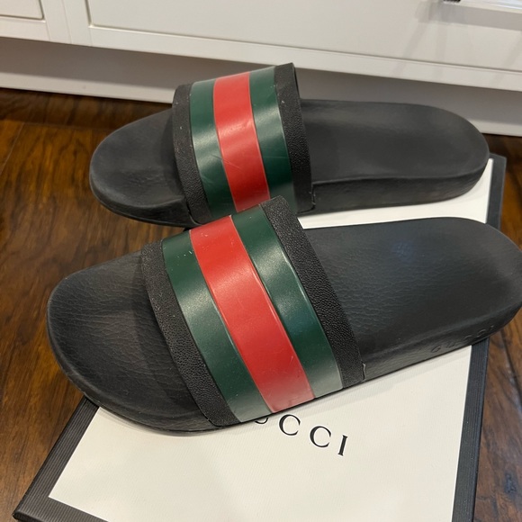 Gucci slides - Picture 4 of 9